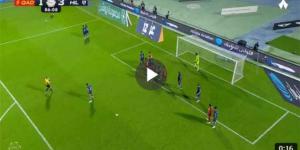 نتيجة مباراة الهلال ضد القادسية في الدوري السعودي.. نيفيز وسافيتش يقودان الهلال لفوز مثير