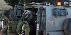 الاحتلال يعتقل 70 فلسطينيا في حملة دهم واسعة بالضفة الغربية