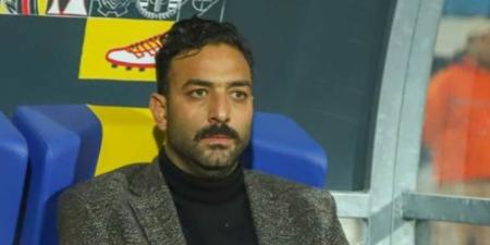 ميدو يشارك في مباراة أساطير أياكس وبرشلونة بملعب أمستردام أرينا