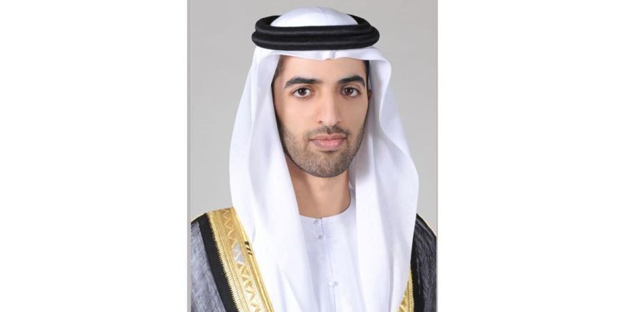 ولي عهد رأس الخيمة يوجّه بدعوة 12 طالباً فائزاً بمسابقة رسم في الصين وعائلاتهم لزيارة الإمارة