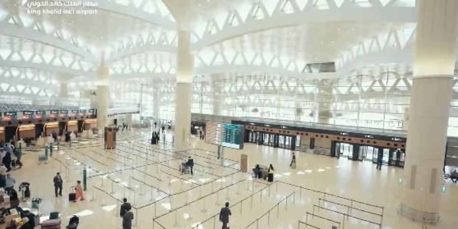 مطار الرياض يخصص الصالة 1 للرحلات الداخلية والصالة 2 للدولية اعتباراً من غدٍ الأحد