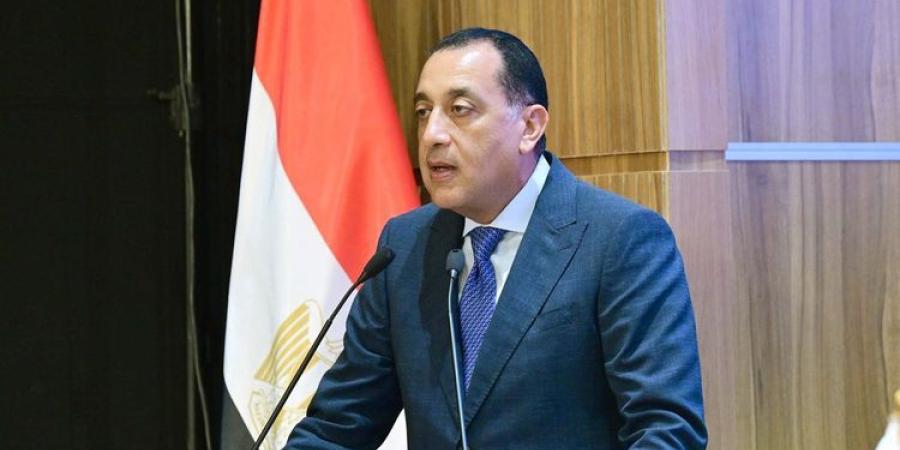 مدبولي: صغير بالأسمرات قالي "كنا عايشين في عشة وبننام على الأرض"