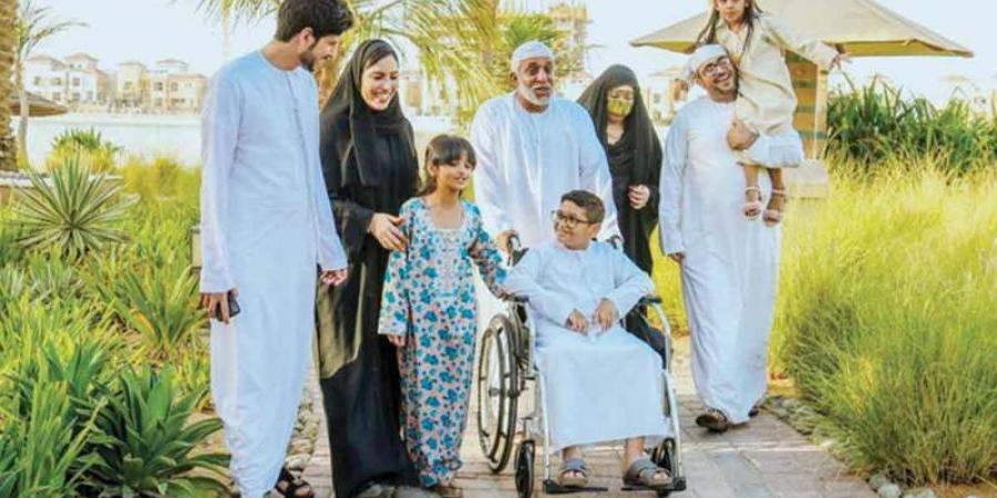 الأجداد.. سند الأسرة الإماراتية وجسر القيم بين الأجيال