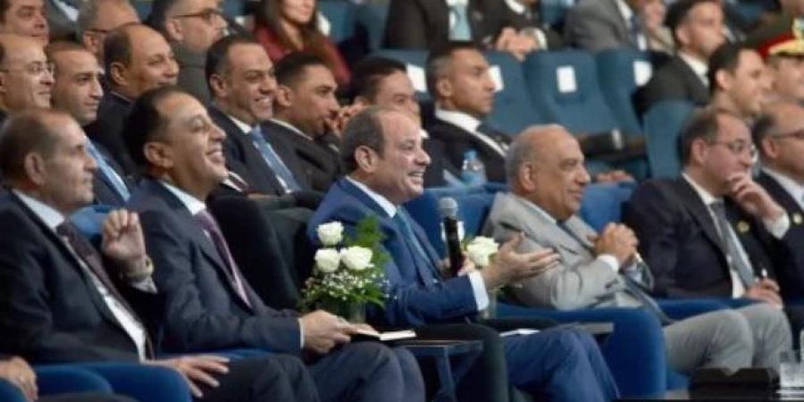 فخامة الرئيس السيسى: نستهدف إعادة البحيرات إلى وضعها الطبيعى وتعظيم إنتاجها
