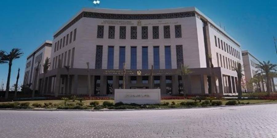 التعليم تنفى دفع 25 ألف جنيه مقابل أداء امتحان مواد الهوية بالمدارس الدولية :اليوم السابع