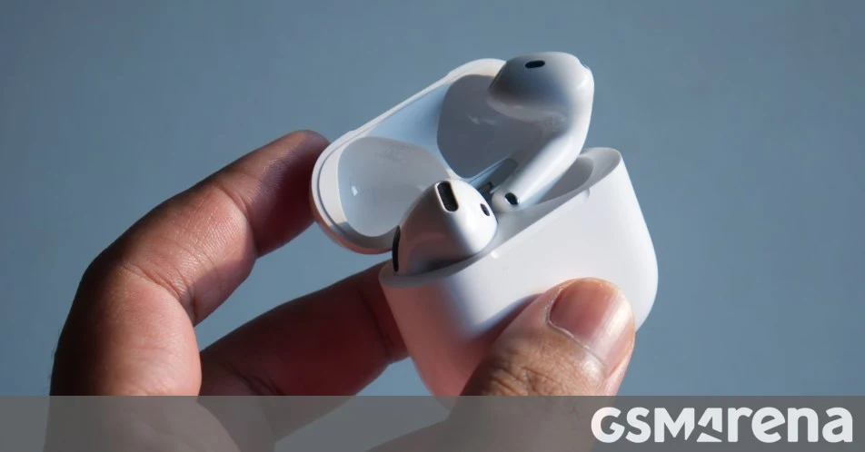 آبل تُطلق AirPods 5 بمواصفات محسّنة وأسعار جديدة