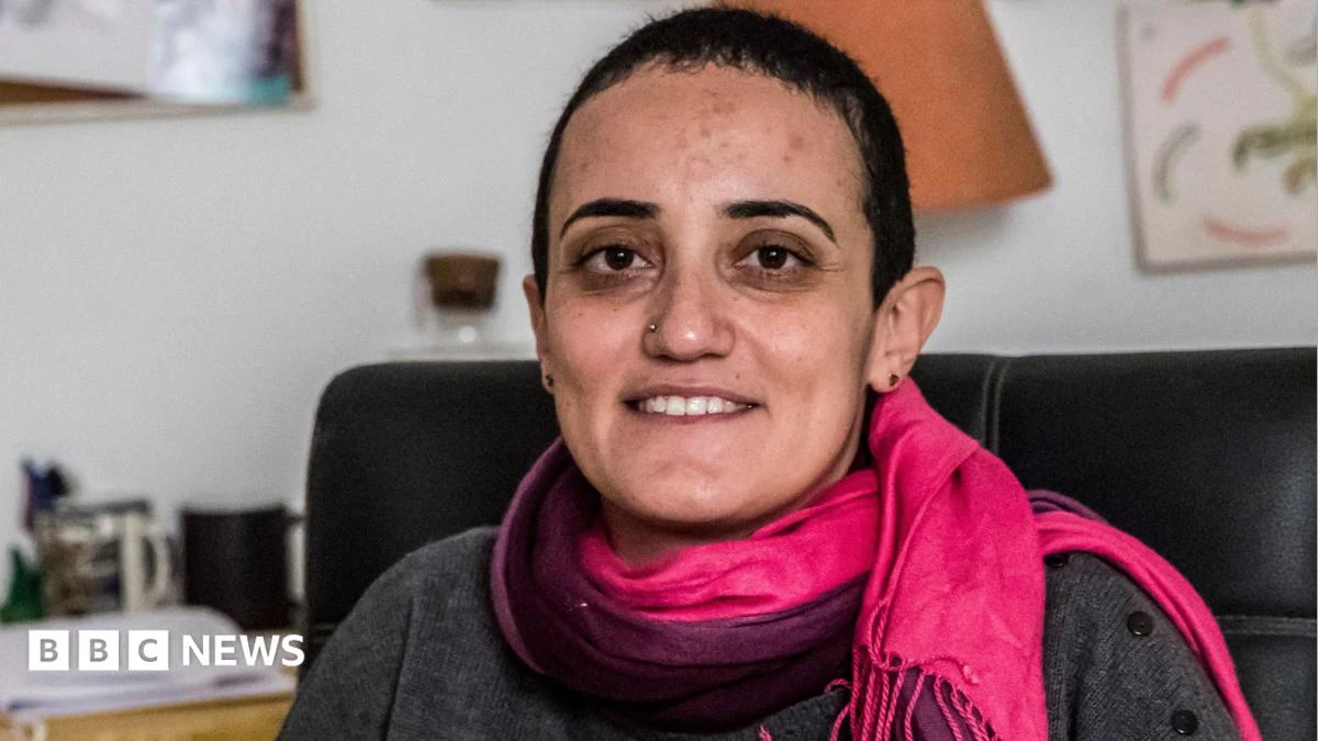 محكمة مصرية تغرّم لينا عطالله وتأمر بإغلاق «مدى مصر