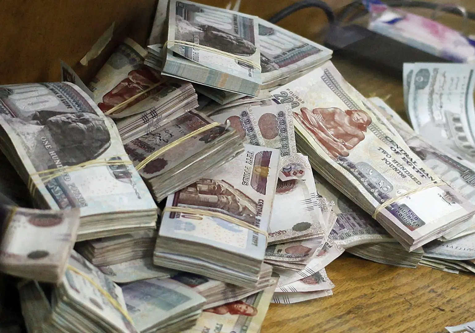 “اجهز يلا واصرف” .. رواتب شهر أبريل بالزيادة 2024 وجدول الصرف حسب إعلان وزارة المالية المصرية